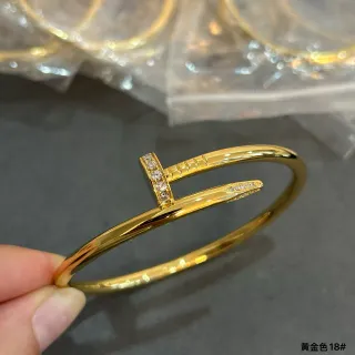 Tiffany & Co. Juste un Clou Pavé T-Bar Gold Bracelet