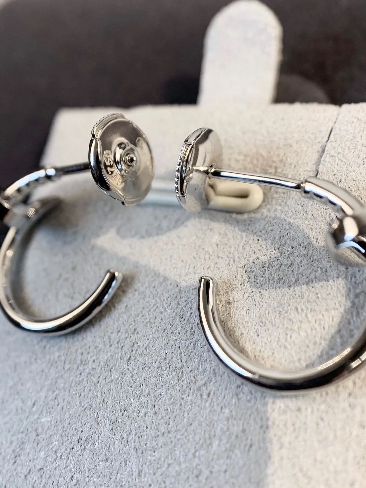 Tiffany & Co. Juste un Clou Polished Silver Hoop Earrings 5