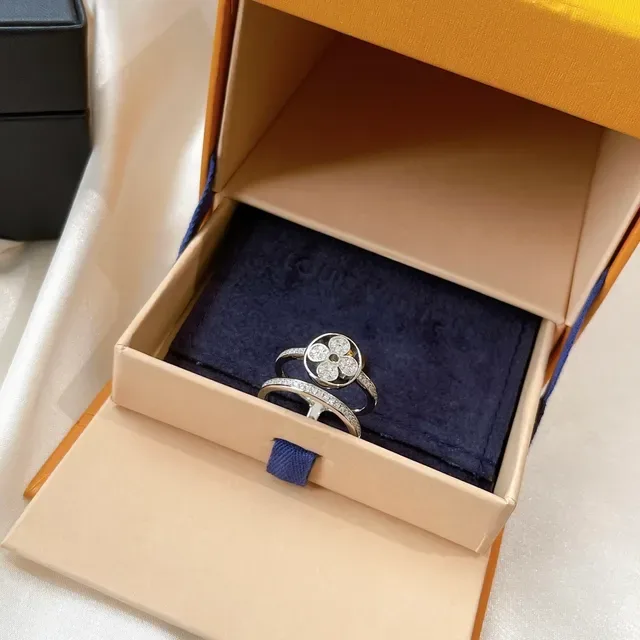 Tiffany & Co. Paloma Picasso Anel de folhas de olivo floral pavé 3