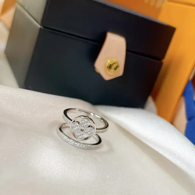Tiffany & Co. Paloma Picasso Anel de folhas de olivo floral pavé 7
