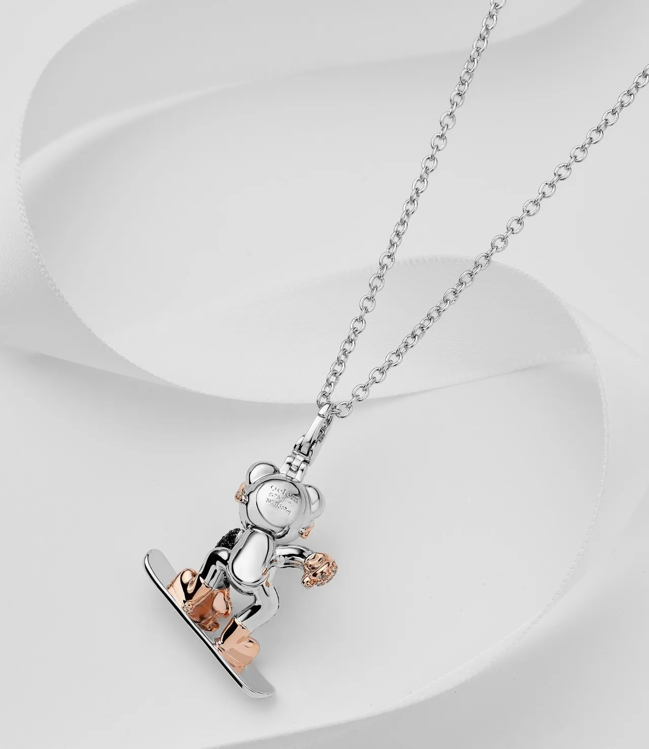 Tiffany & Co. Panda Snowboarder Pavé Diamant et Gemme Noire Collier 3