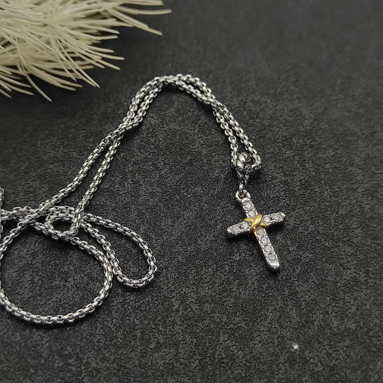 Tiffany & Co. Return to Silver Collier Croix Pavé Diamants Métal Bicolore 3