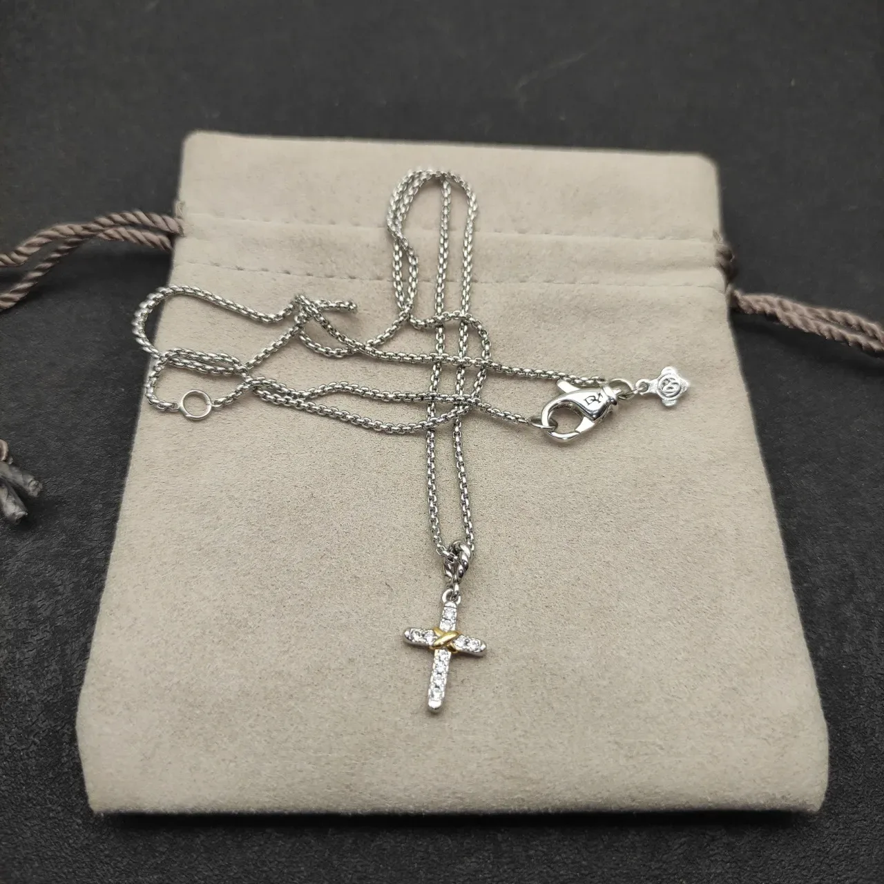 Tiffany & Co. Return to Silver Collier Croix Pavé Diamants Métal Bicolore 5