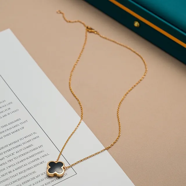Tiffany & Co. Return to Tiffany Quatrefoil Madreperla Colar 2