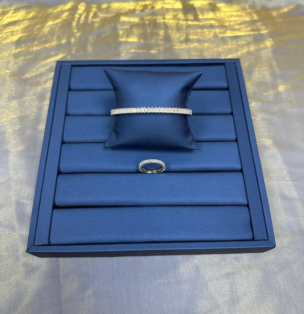 Tiffany & Co. Prata Navy Channel-Set Baguette-Cut Pedras Eternity Pulseira 8