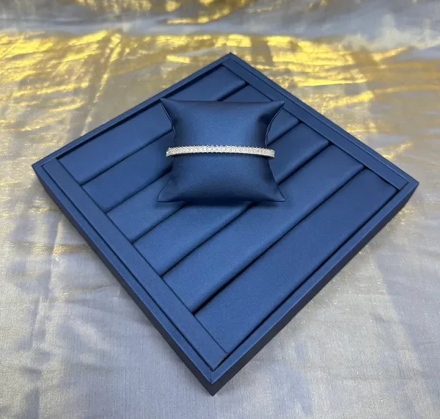 Tiffany & Co. Prata Navy Channel-Set Baguette-Cut Pedras Eternity Pulseira 9