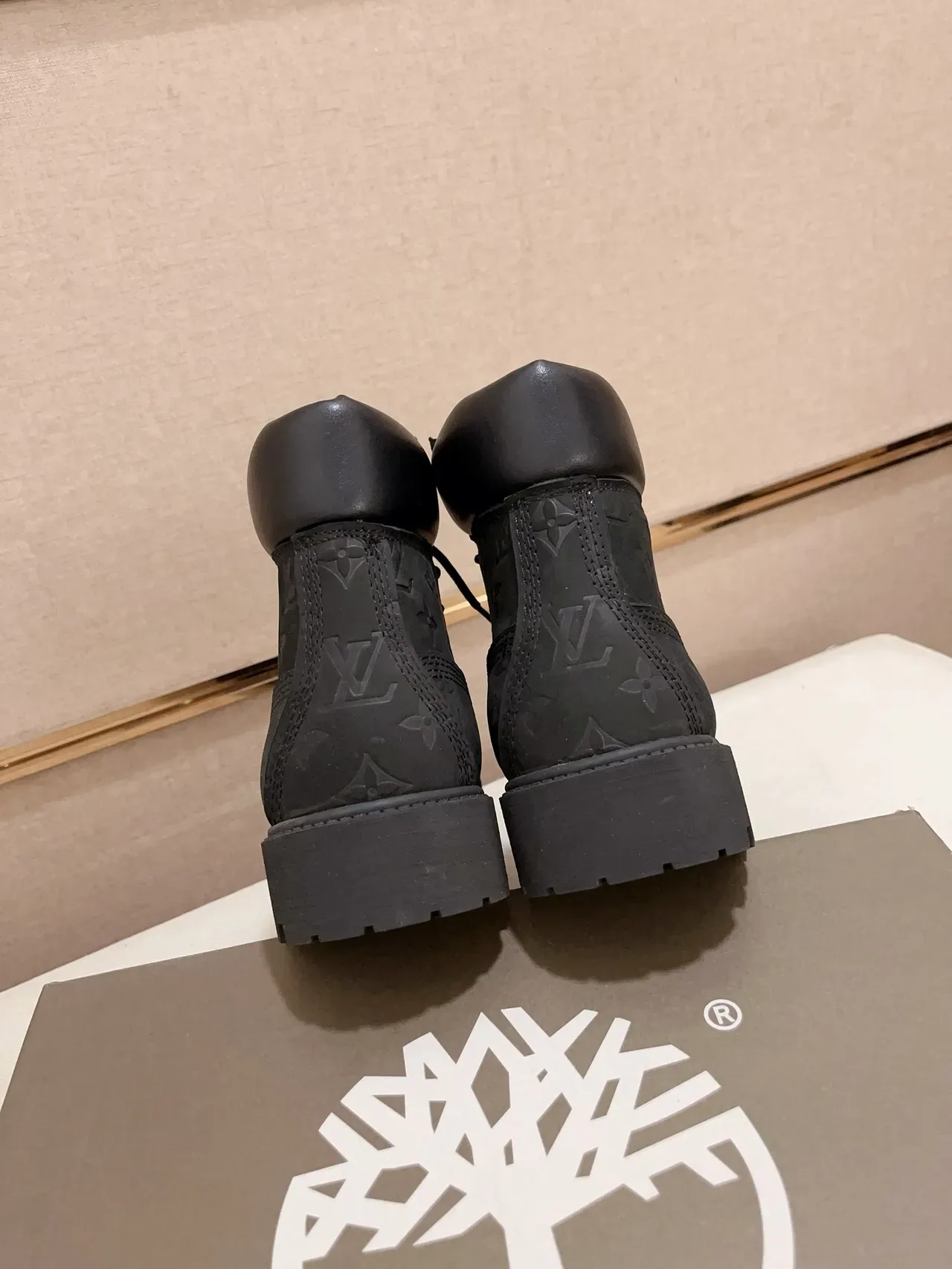 Timberland أحذية عمل سوداء مونوغرام جلد سولة لوغ رغيدة 3