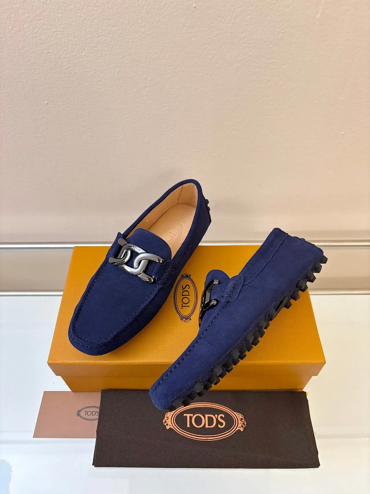 Mocassin Tod's Gommino Navy Beige Daim avec Boucle Métallique Horsebit Buckle 2