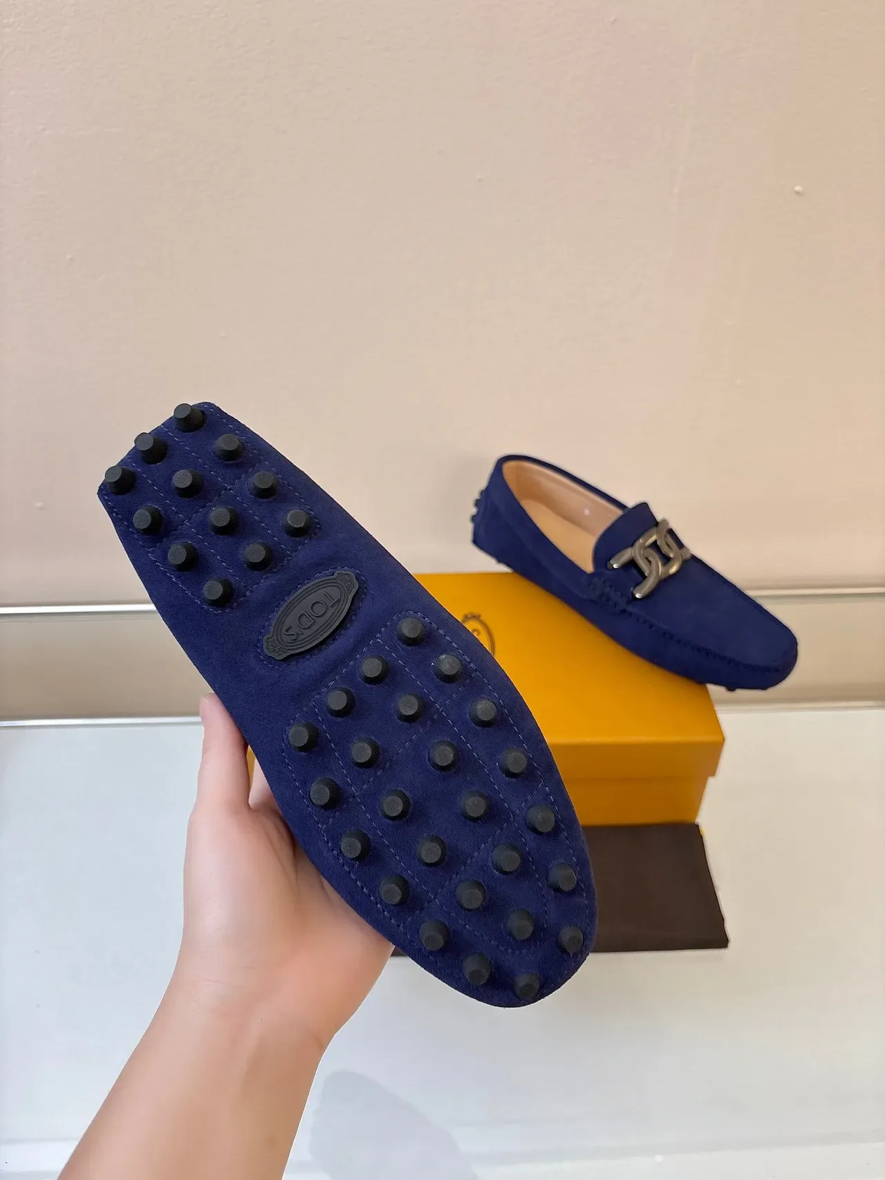 Mocassin Tod's Gommino Navy Beige Daim avec Boucle Métallique Horsebit Buckle 5