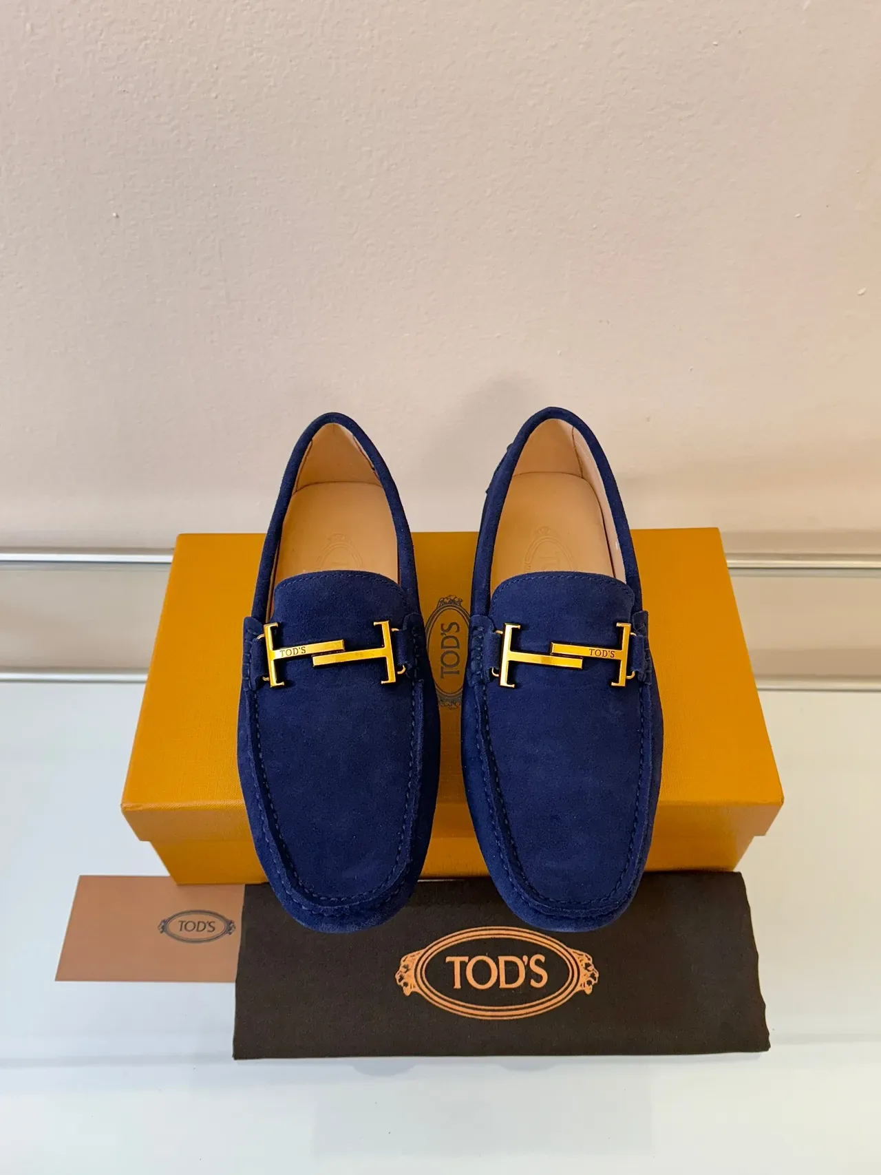 Tod's Gommino Navy Gold Suede Upper H-Bit Hardware Loafer 6