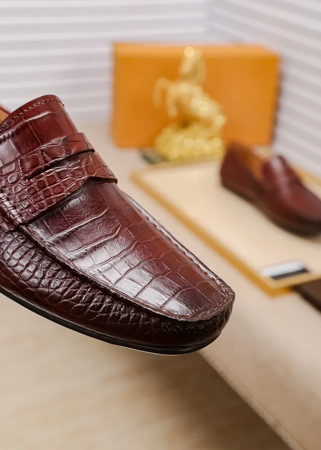 Tod's Penny Loafer Marron Beige Embossé Crocodile Sangle en cuir Mocassin 4