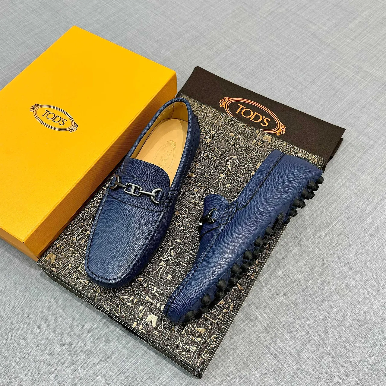 Tod's Horsebit Loafer Azul marinho Couro com textura de guijarro loafers 2