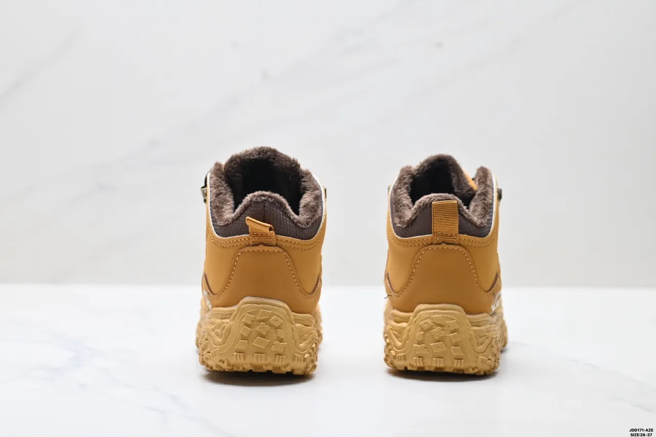 UGG Beige Noir Semelle Chunky Fermeture Toggle et Lacets Bottes de Neige 17