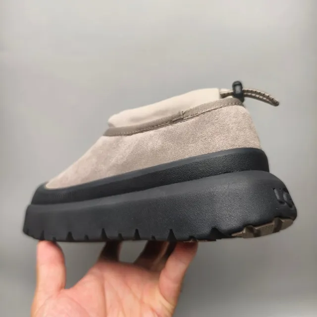UGG Beige Black Slip-On Platform Sole Snow Boots 4