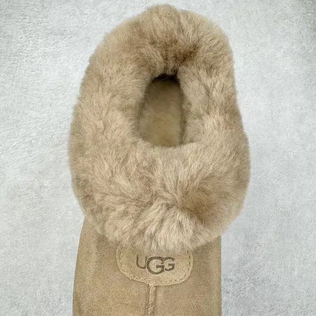 UGG Beige Shearling-Collared Platform Sole Casual Shoes 5