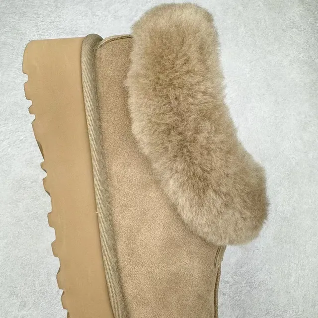 UGG Beige Shearling-Collared Platform Sole Casual Shoes 6
