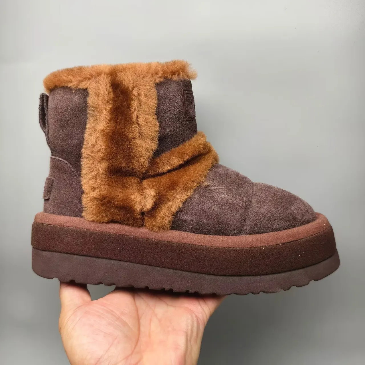 UGG Brown Beige Shearling-Lined Platform Sole Snow Boots 6