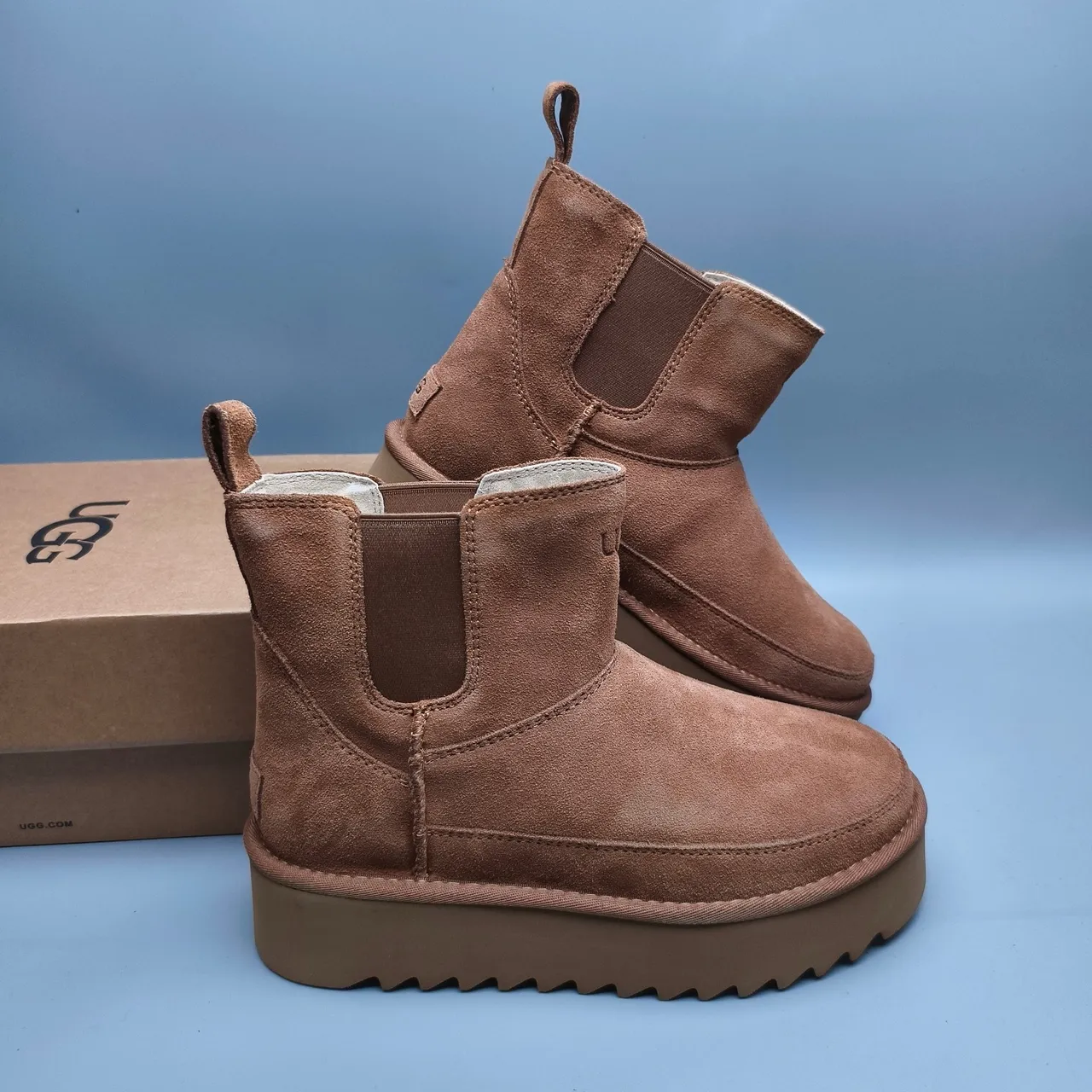 UGG Brown Suede Upper Elastic Side Gussets Chelsea Boots 7