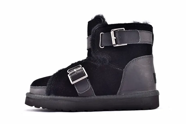 UGG Classic Mini Torque Black Snow Boots 8