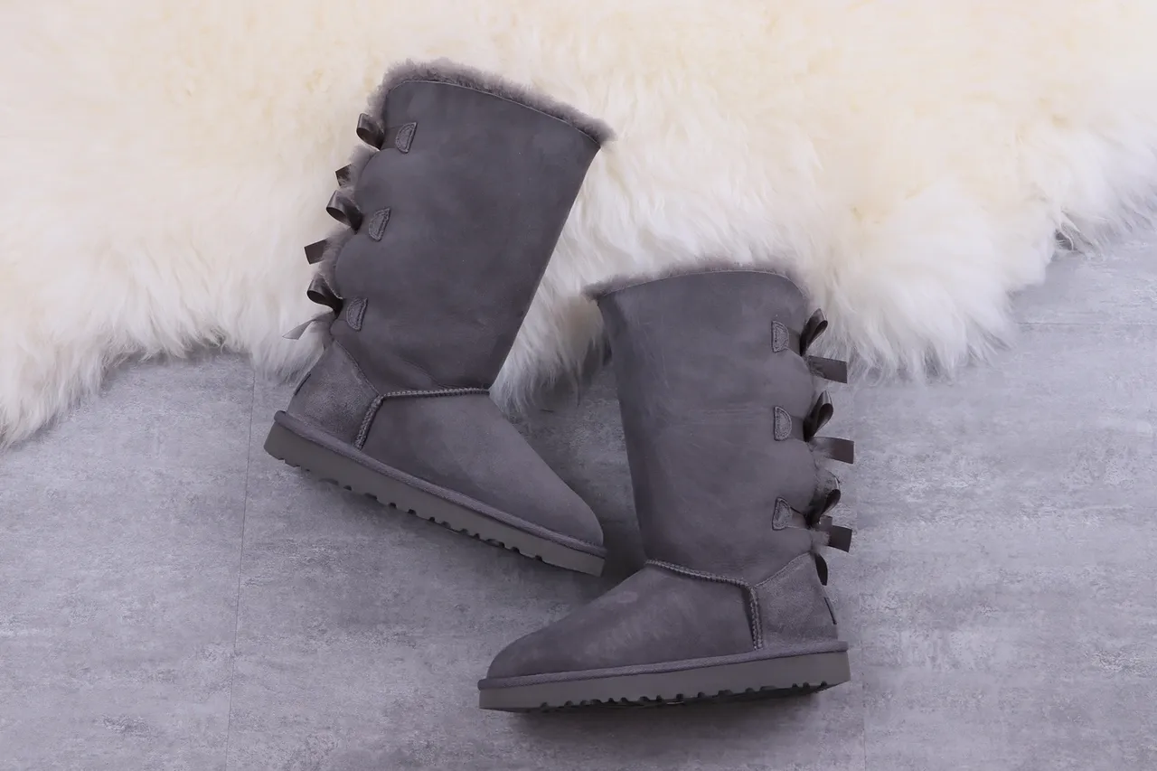 UGG Gray Black Shearling-Lined Suede-Like Exterior Knee Boots 10