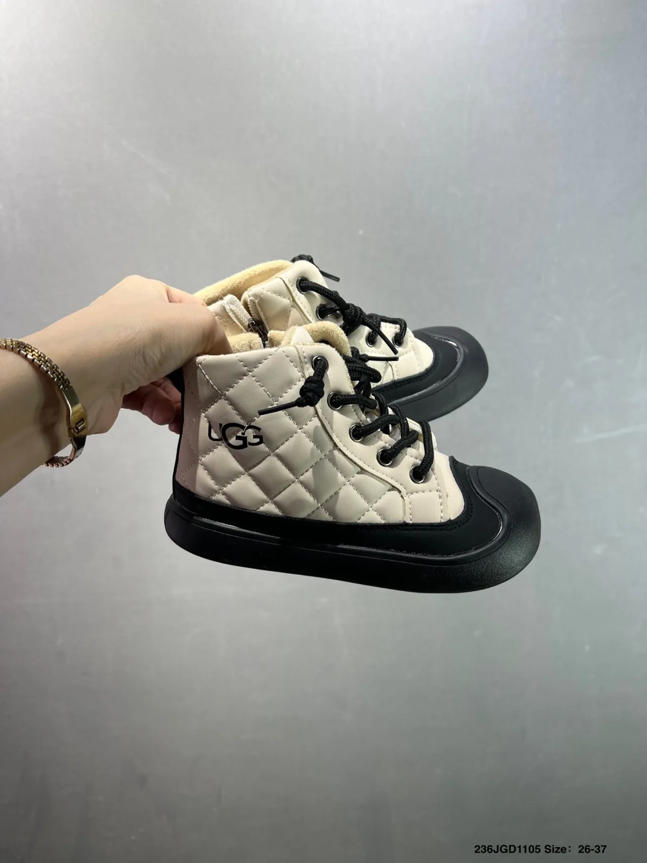 UGG Quilted Lace-Up Snow Boots 8