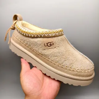 UGG Tasman بيجي ذهبي جلد غنم مقصوص الجزء العلوي مربوط زينة أحذية كاجوال