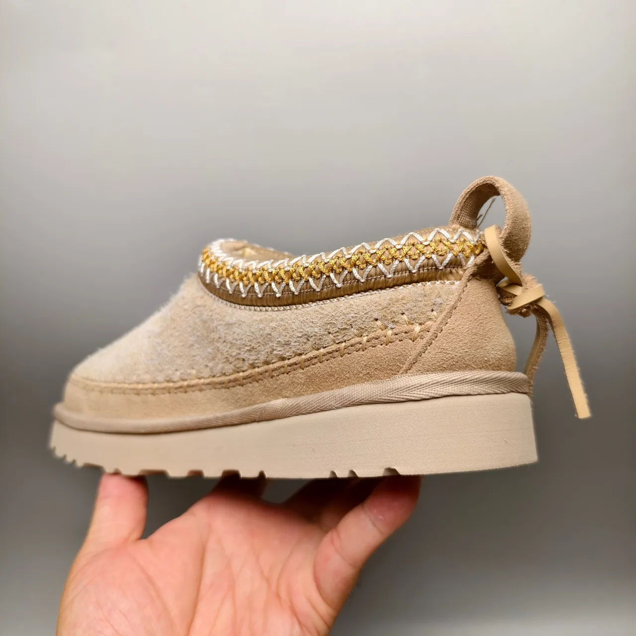 UGG Tasman Beige Doré Shearling Haut Bordure Tressée Chaussures Casual 4