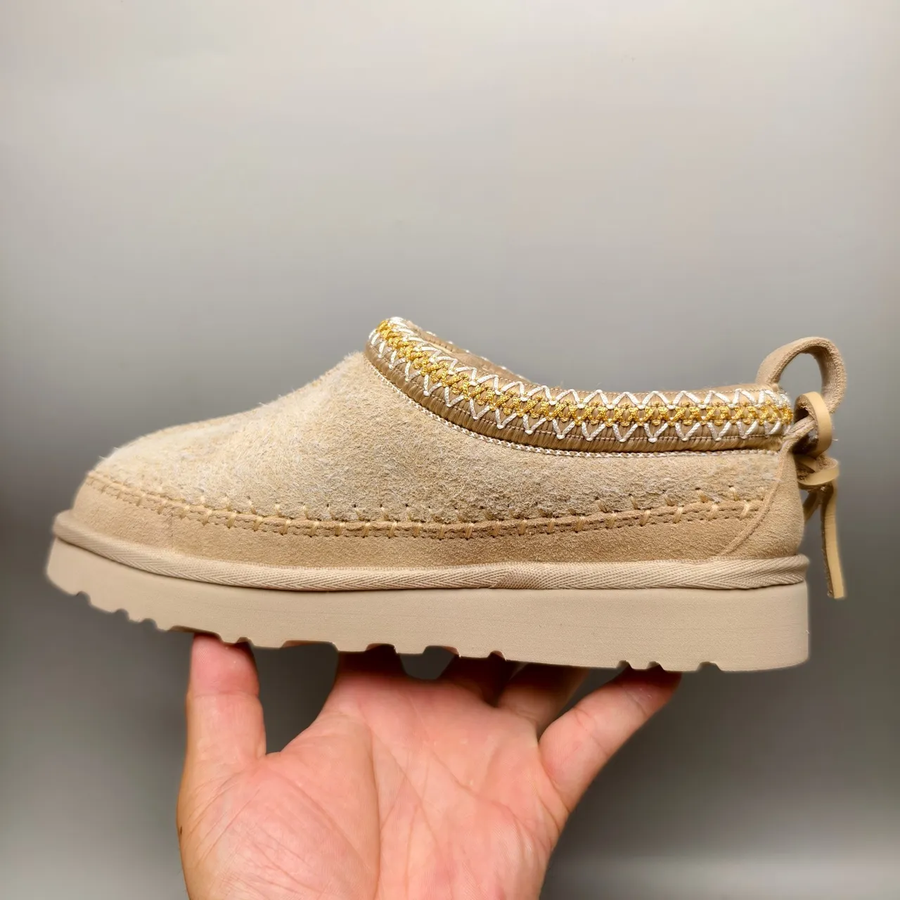 UGG Tasman Beige Doré Shearling Haut Bordure Tressée Chaussures Casual 7