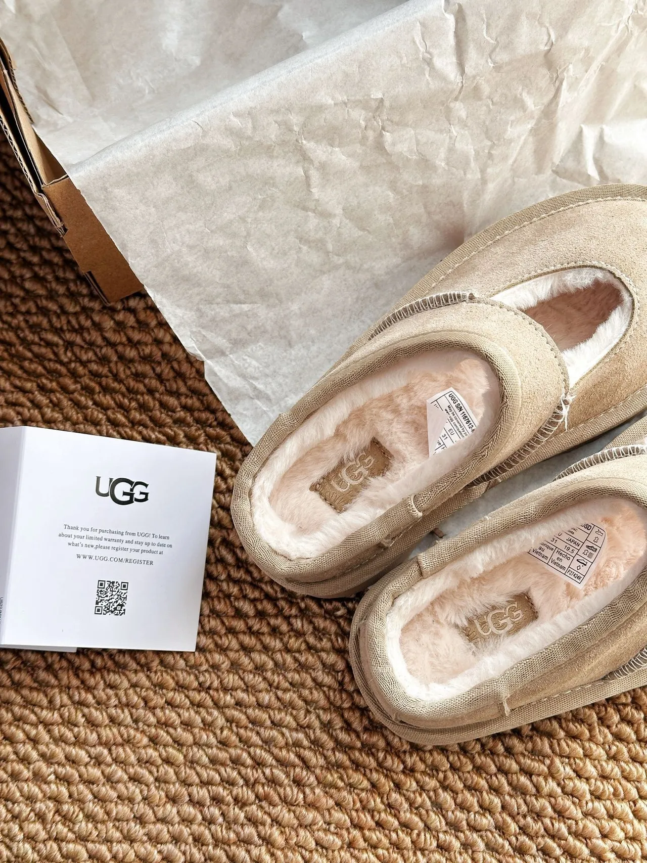 UGG Tasman Preto Bege Suede Upper Shearling-Lined Mary Jane Sapatos 19