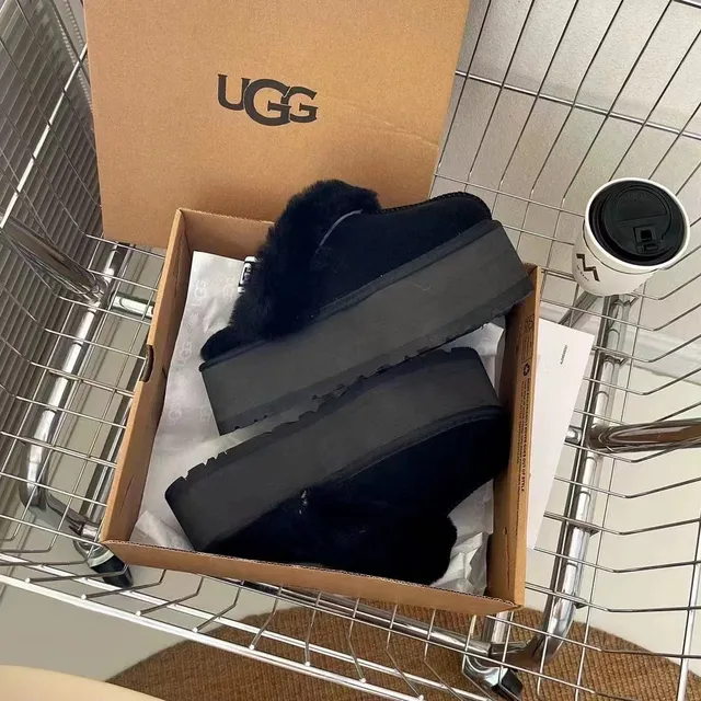 UGG Tasman Black Shearling Platform Slippers 7
