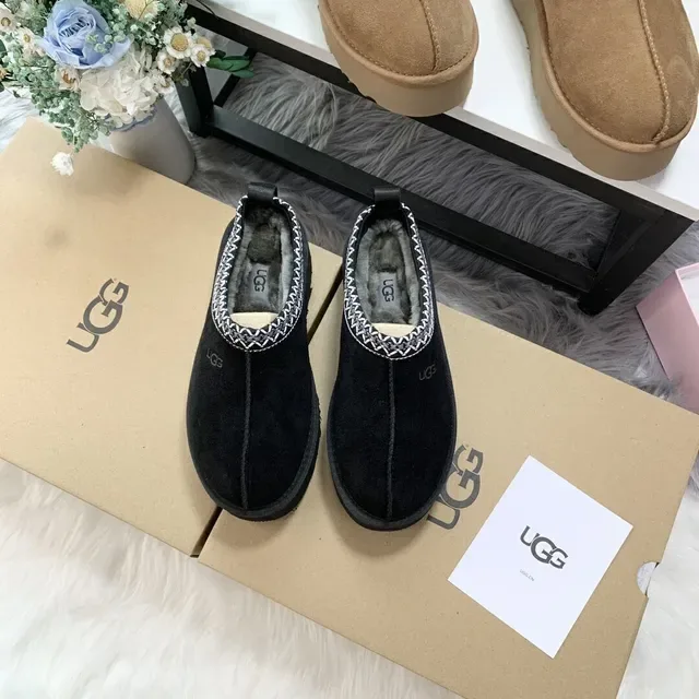 UGG Tasman Black Suede Platform Loafers 7