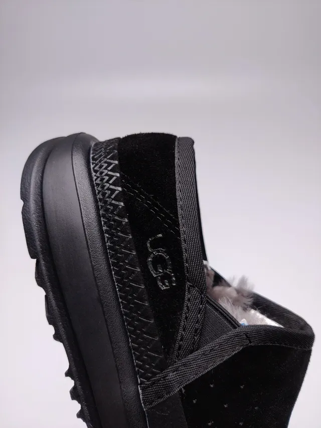 UGG Tasman Mocasines de Ante Negro sin cordones 5
