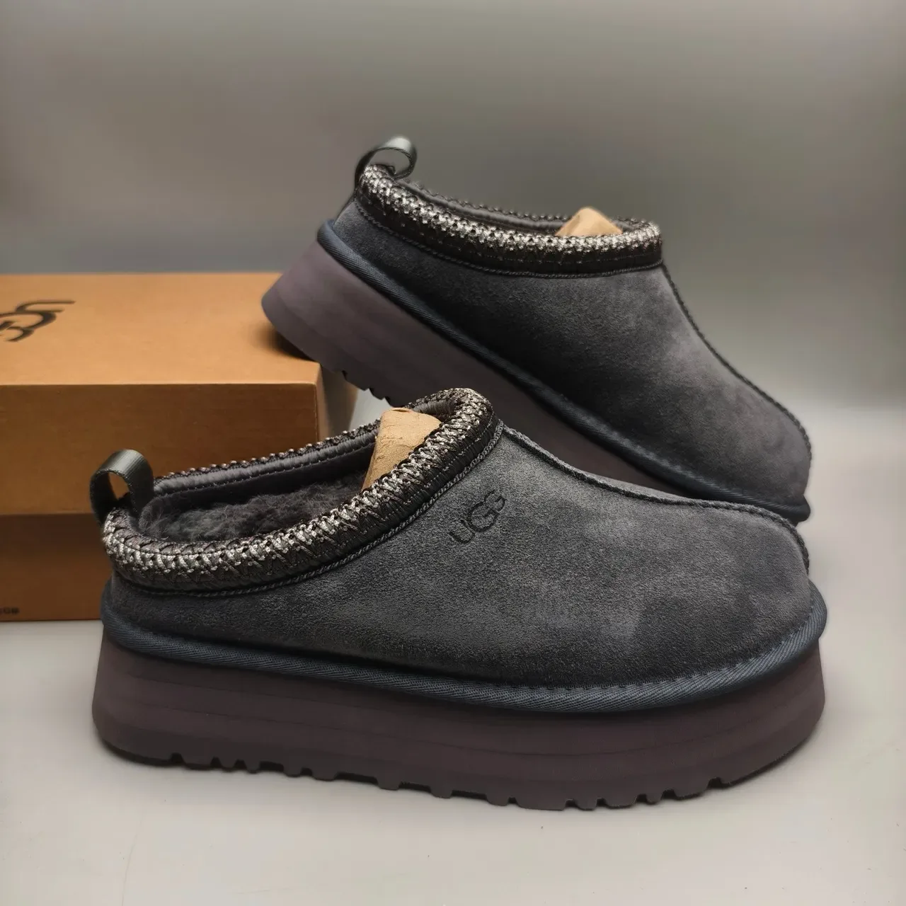 UGG Tasman Gray Black Suede Upper Braided Trim Collar Casual Shoes 6