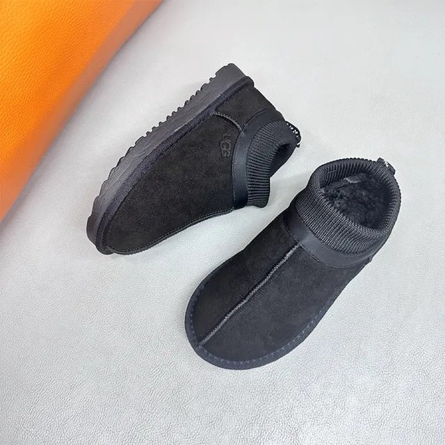 UGG Tasman Bottes de Neige à Enfiler Kaki 24