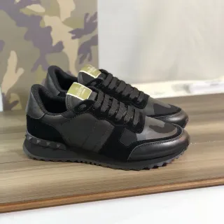 Valentino Black Gray Rockstud-Studded Midsole Camouflage Paneling Lifestyle Sneakers
