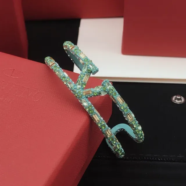 Valentino bracelet bleu vert ouvert cuff Pavé cristal incrusté 2