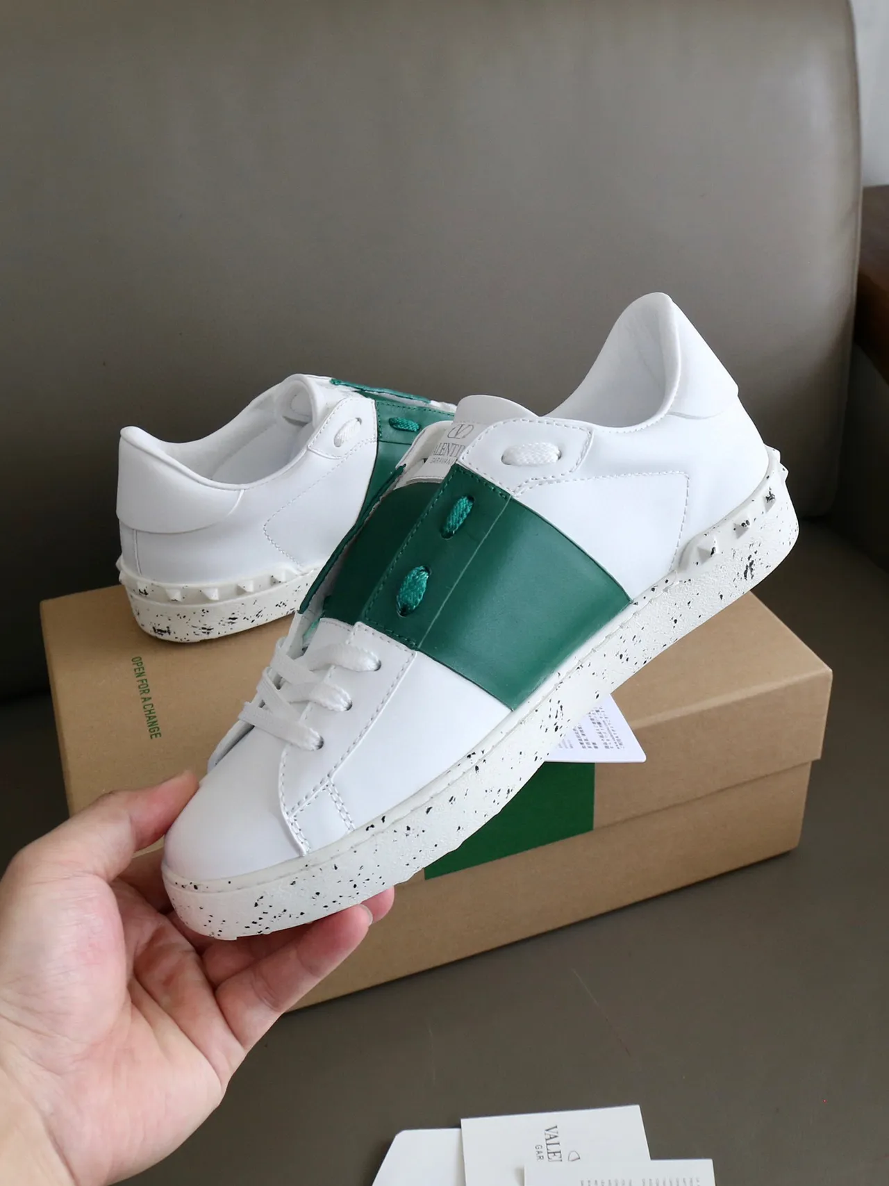 Valentino Open Chaussures Lifestyle Blanches et Vert Émeraude 2