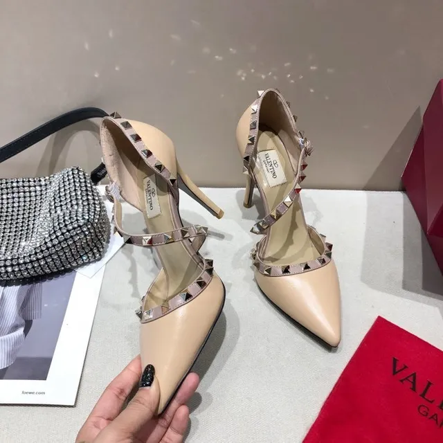 Valentino Rockstud Beige Silver Pointed-Toe T-Strap Stiletto 5