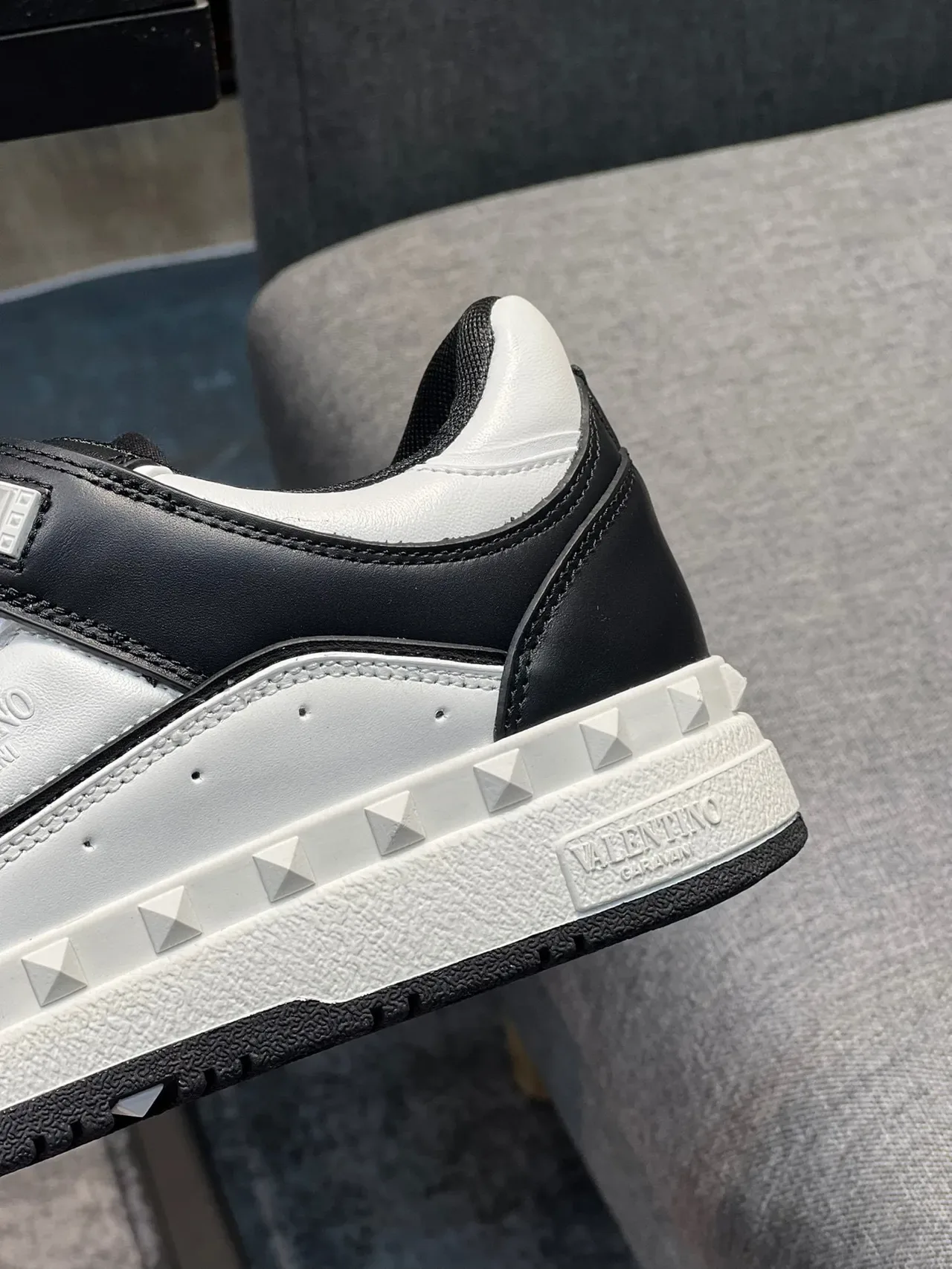 Valentino Rockstud Black and White Pyramid Stud Lifestyle Sneakers 7