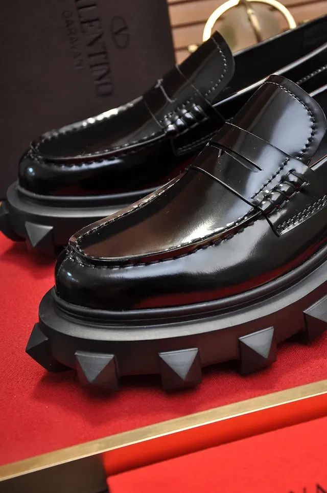 Valentino Rockstud Black Polished Leather Spiked Platform Sole Loafer 3