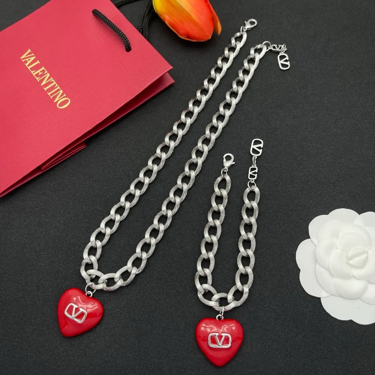 Valentino VLogo Collier Chaîne Argent Émail Cœur Rouge 2