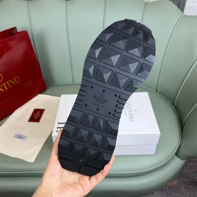 Valentino VLogo Runner Sneakers Lifestyle Vert Marron Imprimé en Dentelle 2