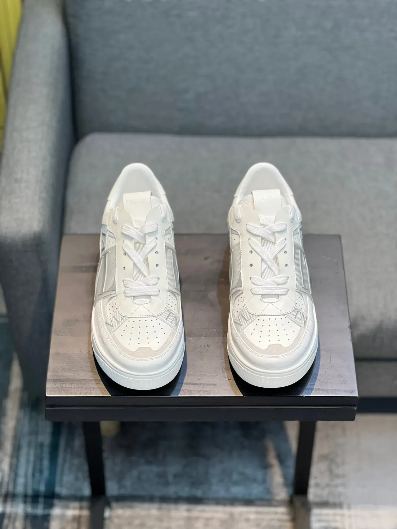 Valentino VLTN Sneaker blanc et gris lifestyle sneakers 6
