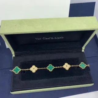 Van Cleef & Arpels Alhambra সবুজ সোনা ম্যালাকাইট-ইনলেইড ব্রেসলেট