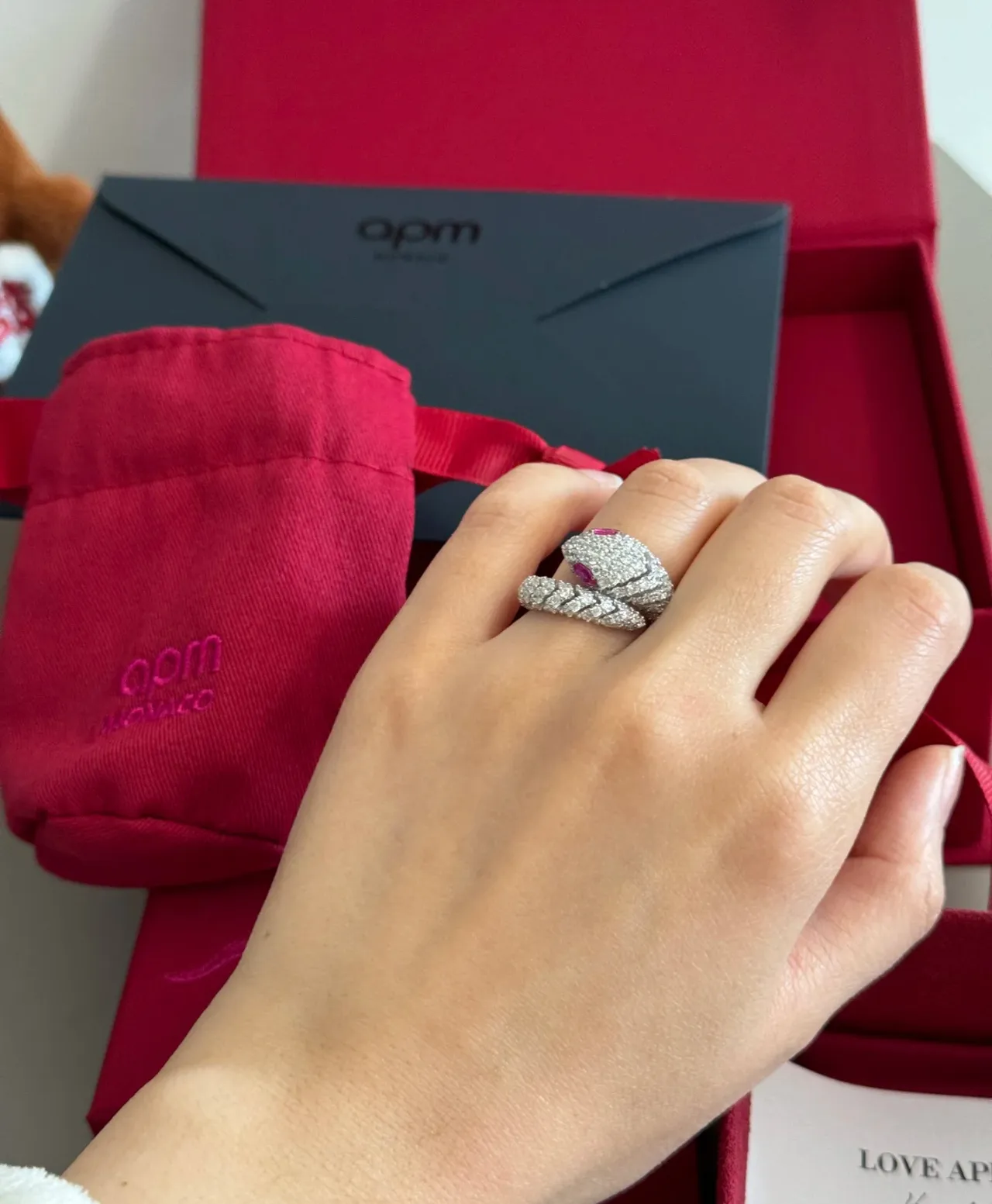 Van Cleef & Arpels Silver Red Coiled Serpent Motif Pavé-Set Diamonds Ring 4