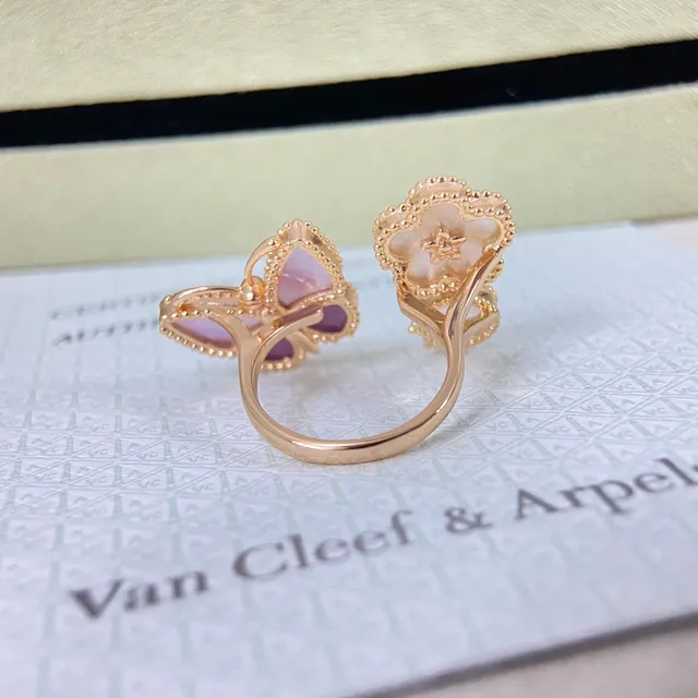 Van Cleef & Arpels Alhambra এবং Papillon মাদার অফ পার্লের আংটি 3