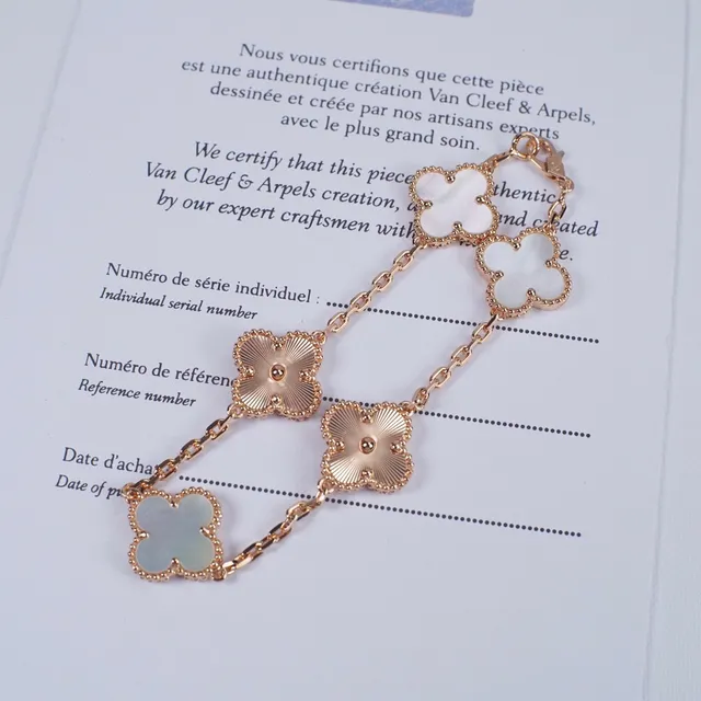 Van Cleef & Arpels Alhambra Cinco Motivos Ouro Rosa Madreperla e Esmalte Guilloché Pulseira 7