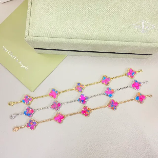 Braceletes Van Cleef & Arpels Alhambra em Esmalte Multicolor Motivo Trevo 1