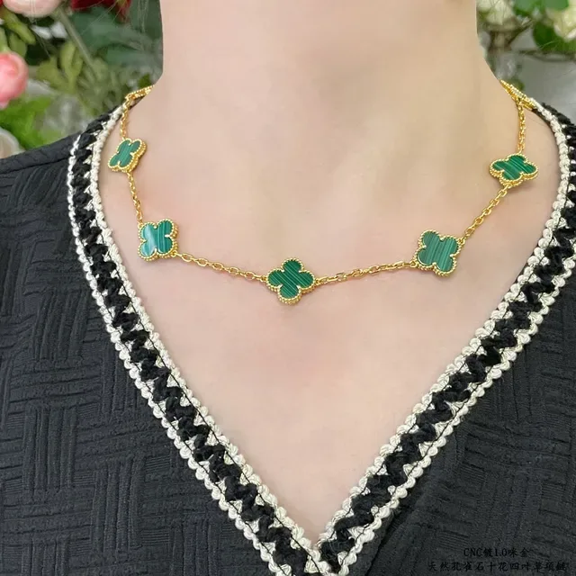 Van Cleef & Arpels Alhambra Ten Motifs Malachite Gold Necklace 9
