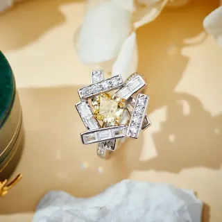 Van Cleef & Arpels خاتم ماس أصفر فانتسي هندسي متعدد الأشرطة